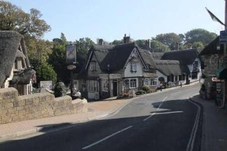 Little Treasure With Up To 25 Percent Off Ferry Apartment Shanklin Exterior photo