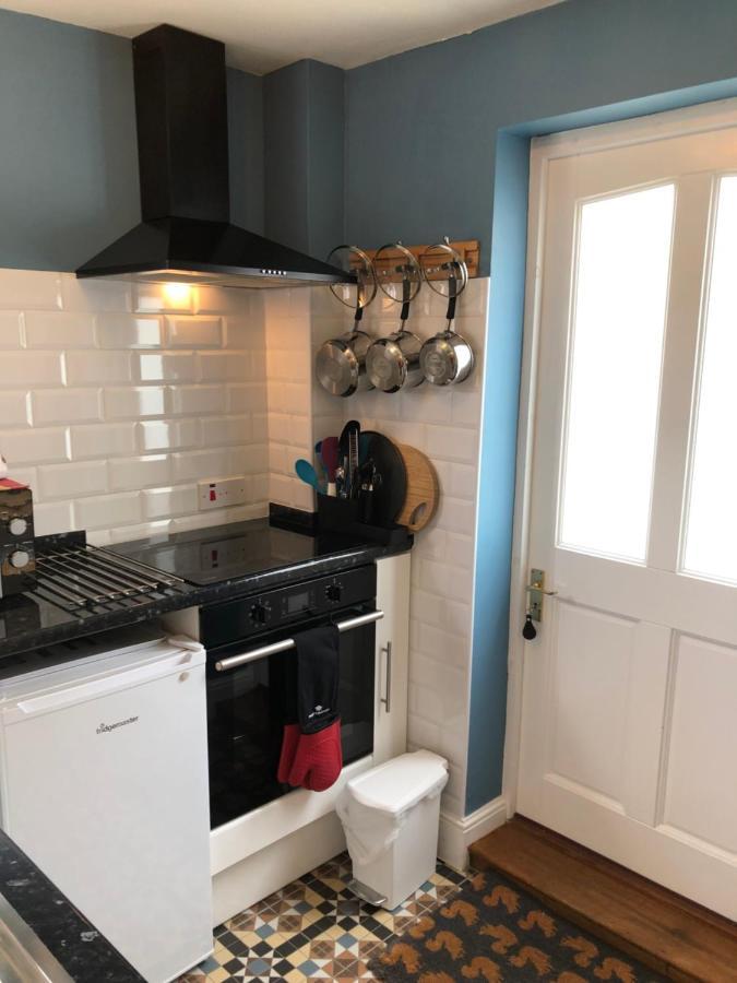 Little Treasure With Up To 25 Percent Off Ferry Apartment Shanklin Exterior photo
